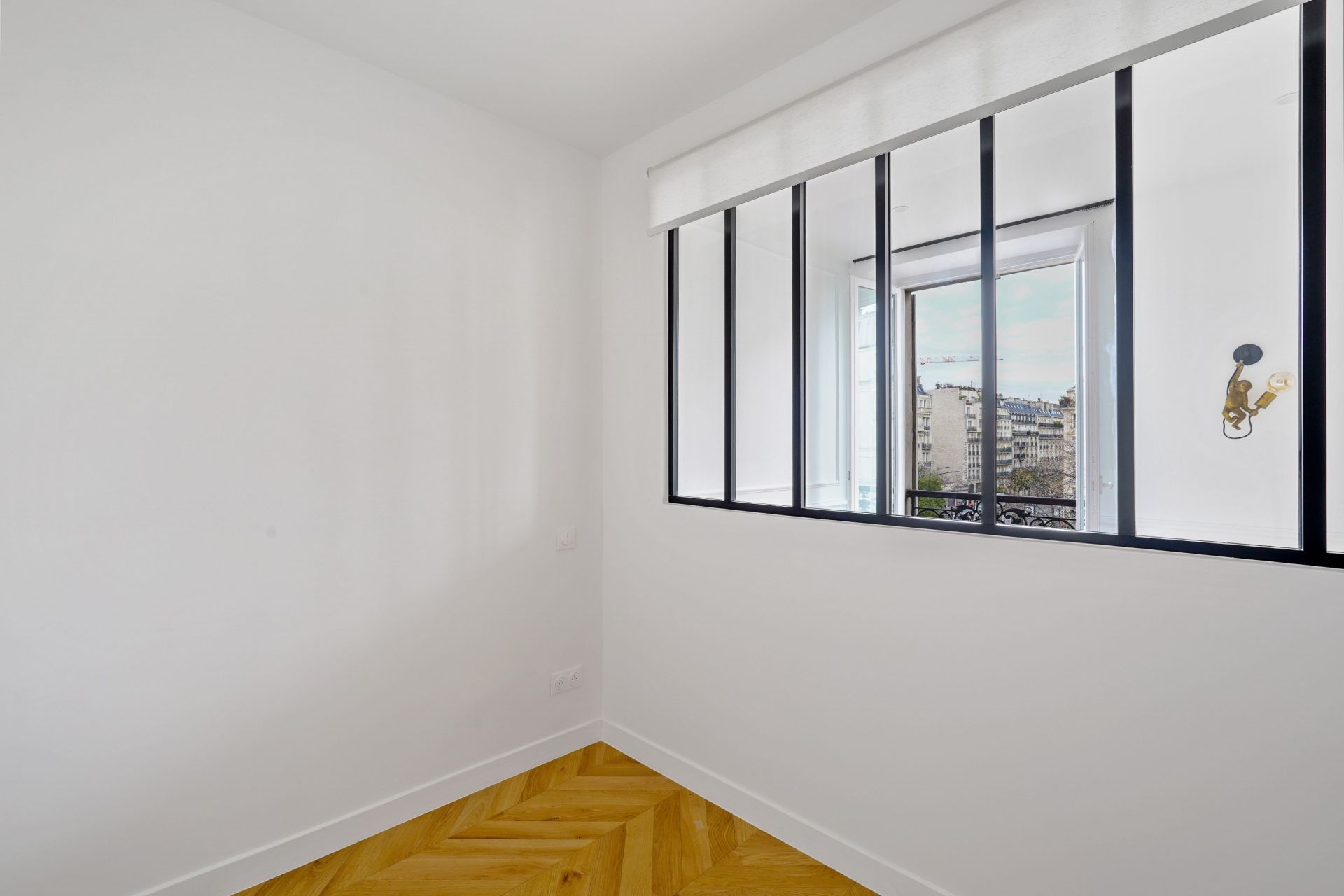 luxury apartment 2 Rooms for sale on PARIS (75008)