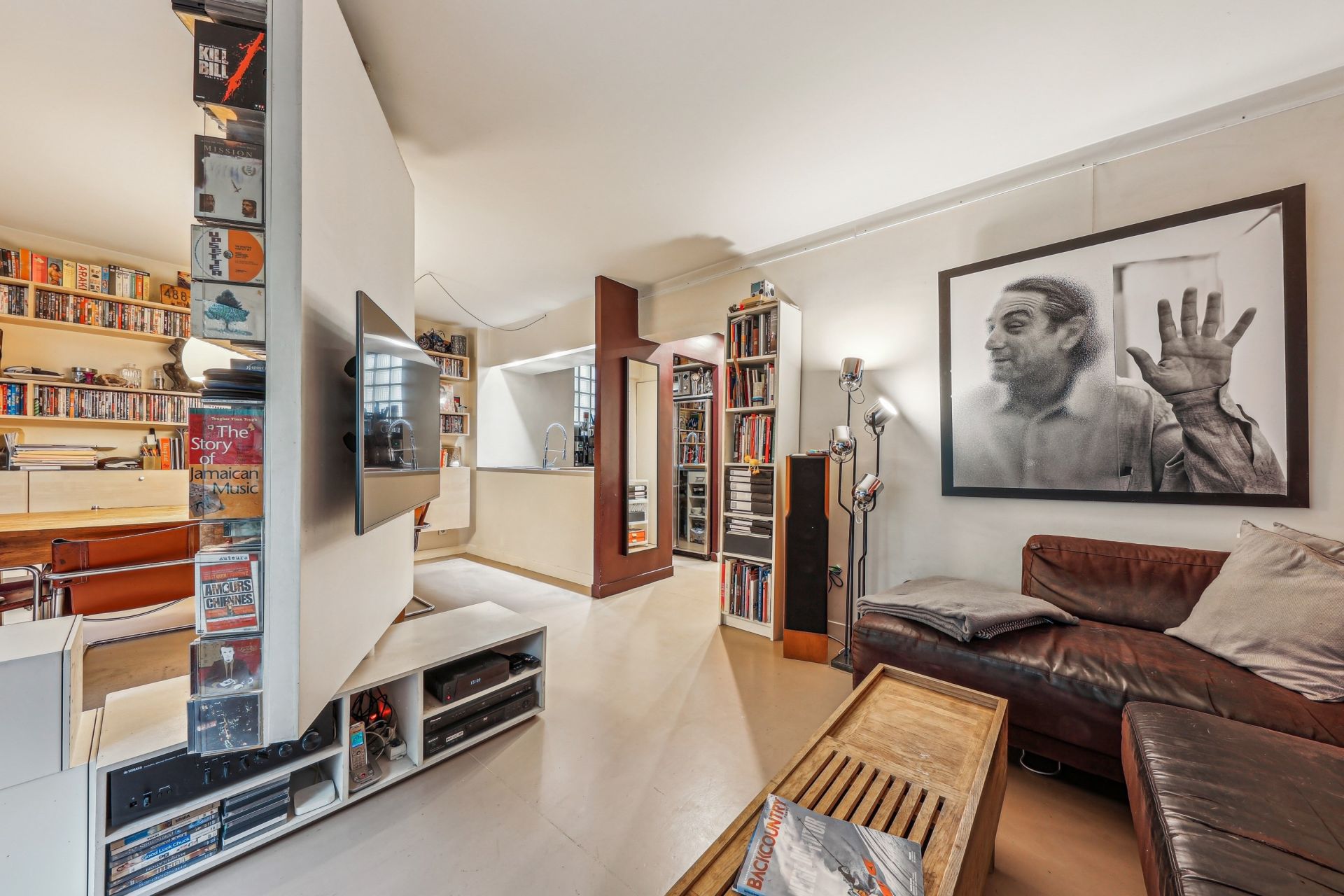 luxury apartment 4 Rooms for sale on PARIS (75010)