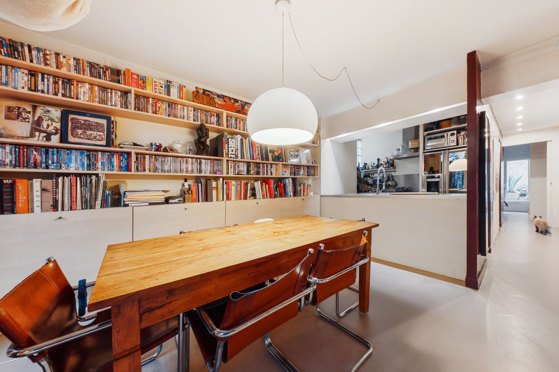 luxury apartment 4 Rooms for sale on PARIS (75010)