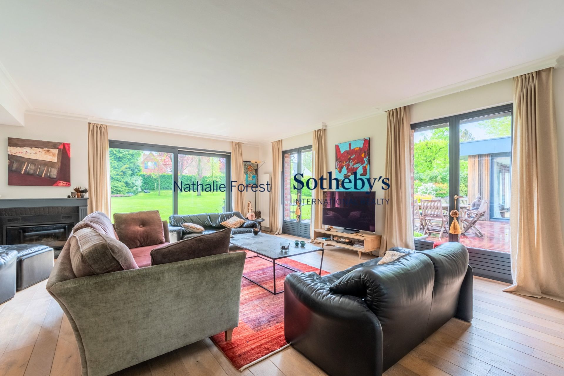 luxury house 9 Rooms for sale on BONDUES (59910)