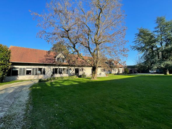 Vente Maison de luxe Mont-Saint-Éloi 20&nbsp;Pièces 533&nbsp;m²