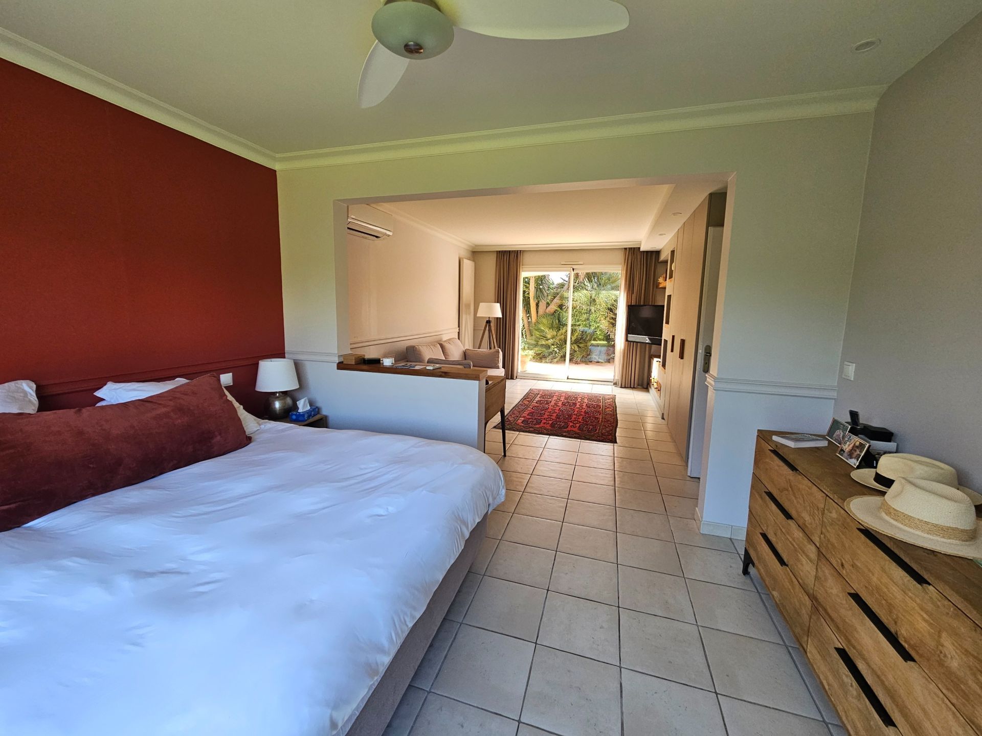 luxury house 6 Rooms for sale on PERPIGNAN (66000)