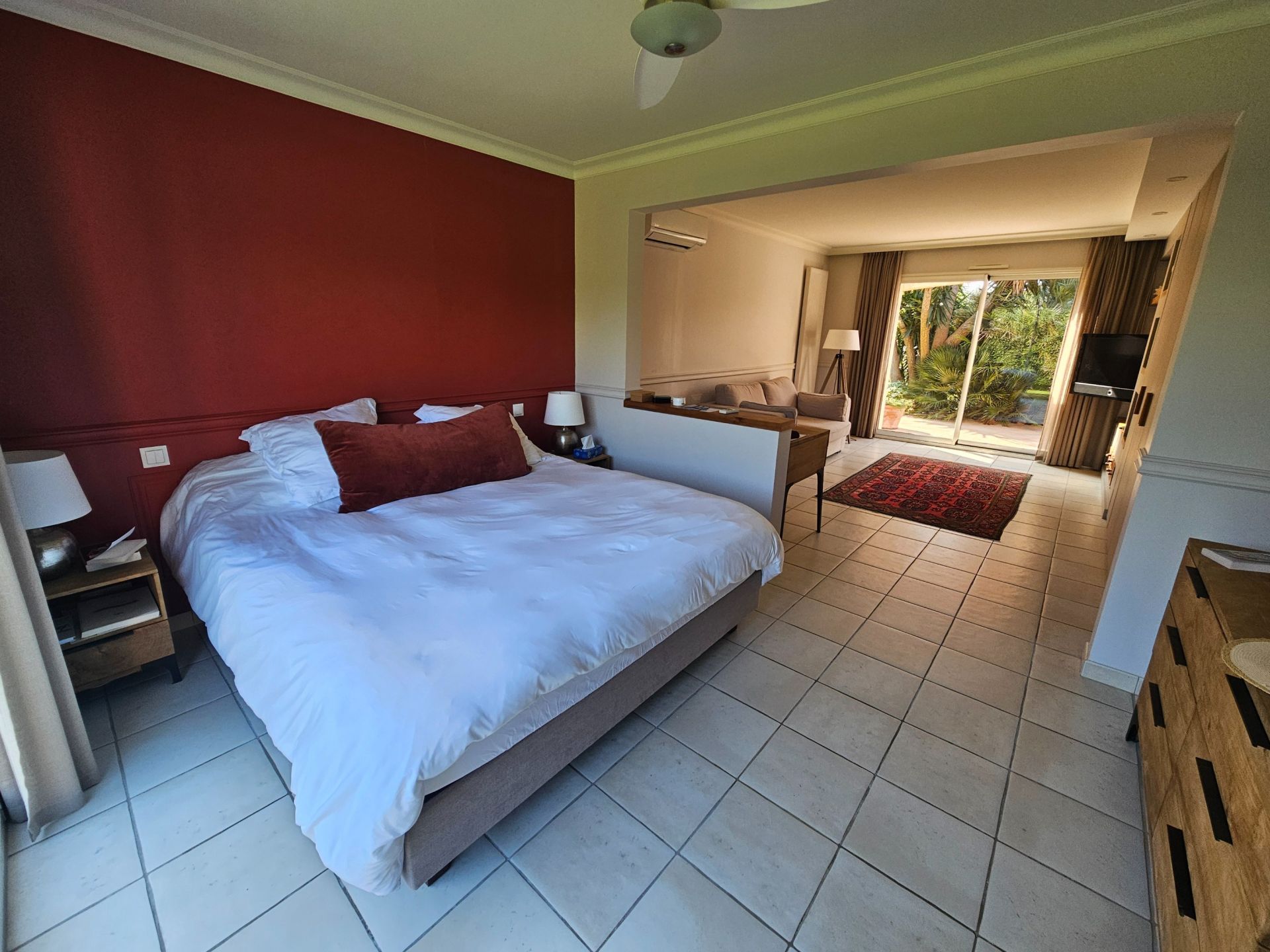 luxury house 6 Rooms for sale on PERPIGNAN (66000)