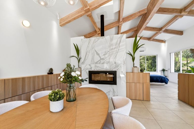 luxury house 2 Rooms for sale on GONFARON (83590)