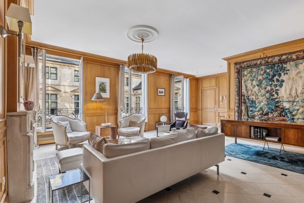 Vente Appartement de luxe Paris 3 4&nbsp;Pièces 128.72&nbsp;m²