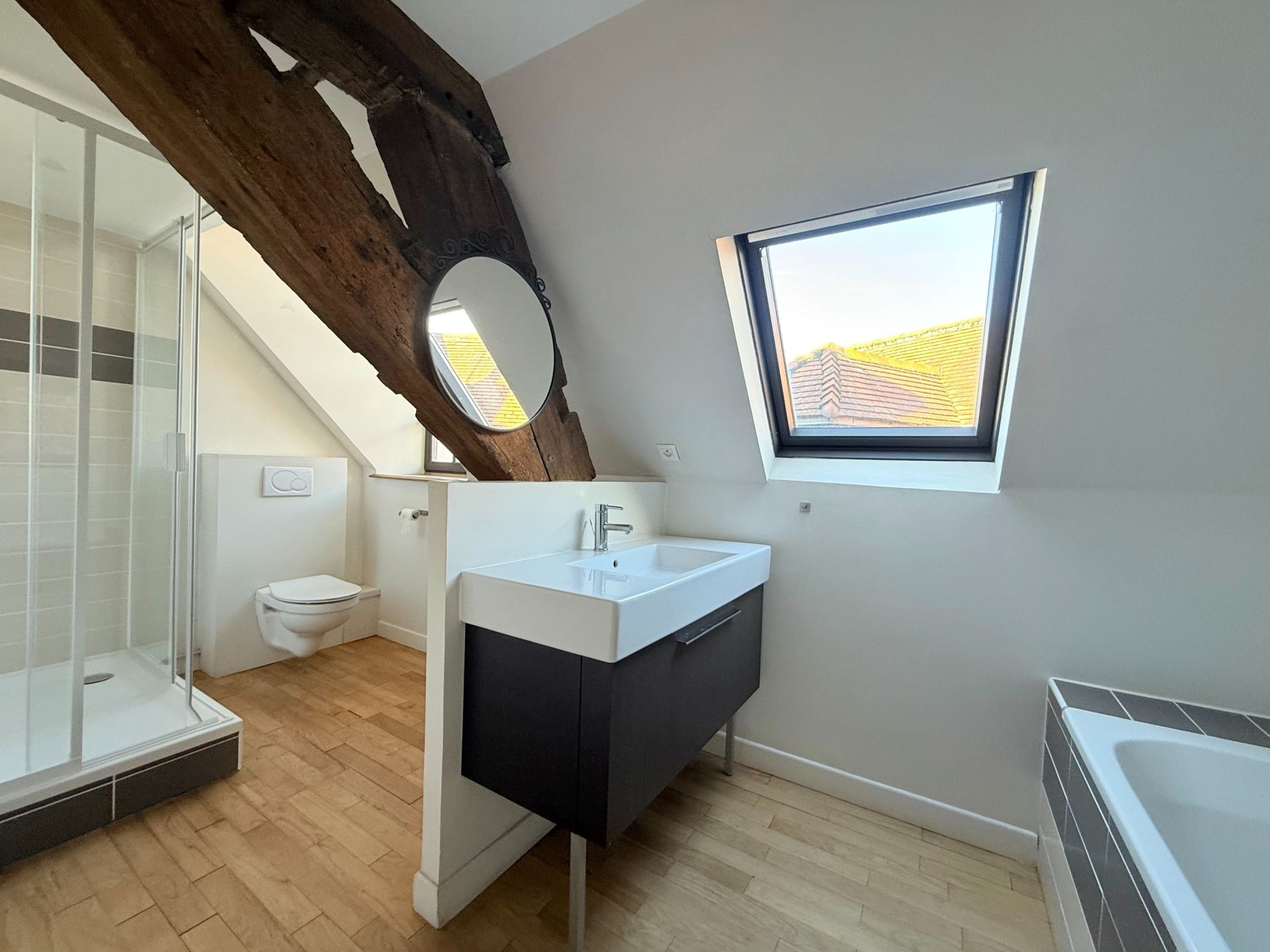 luxury apartment 3 Rooms for rent on LILLE (59000)