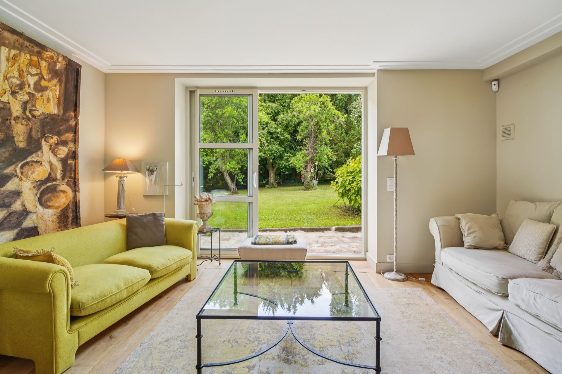 luxury house 8 Rooms for sale on VILLETTE (78930)