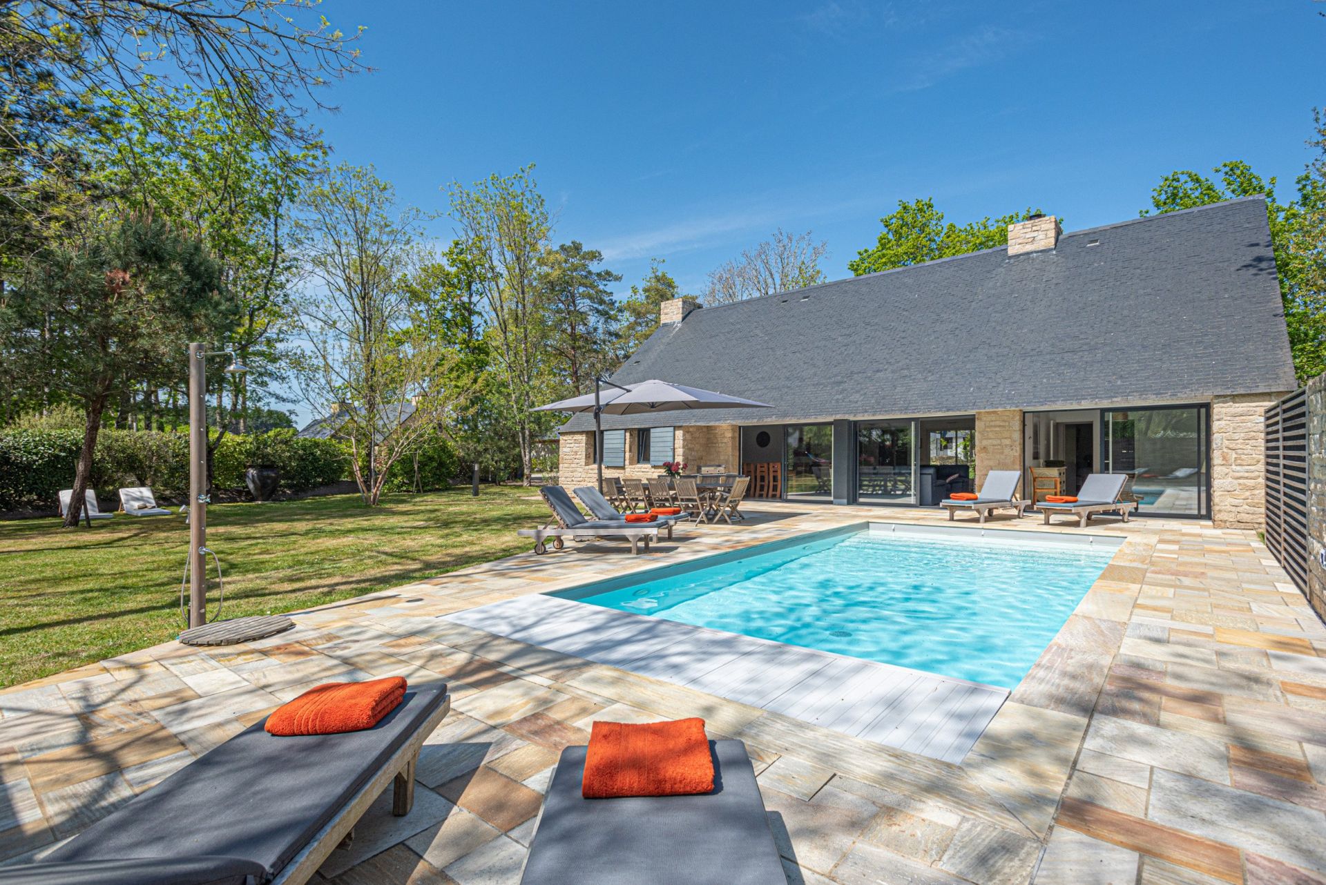 villa de luxe 7 Pièces en location saisonnière sur SARZEAU (56370)