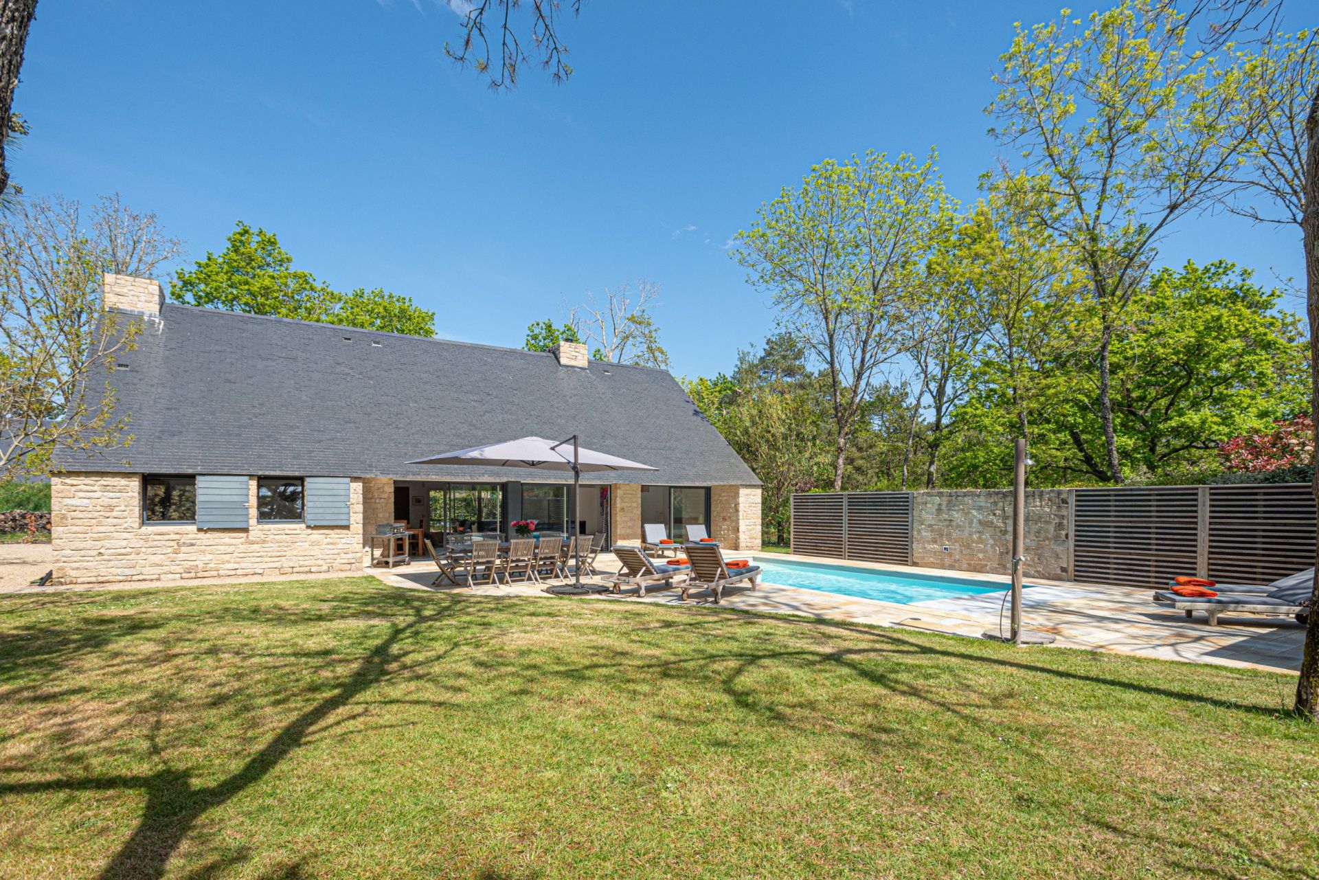 villa de luxe 7 Pièces en location saisonnière sur SARZEAU (56370)