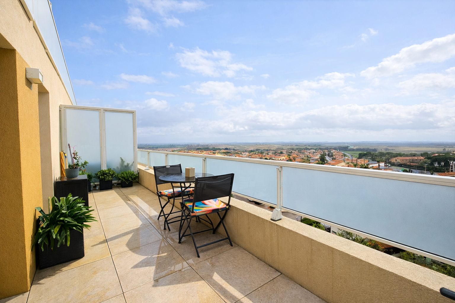 luxury apartment 4 Rooms for sale on VILLENEUVE DE LA RAHO (66180)