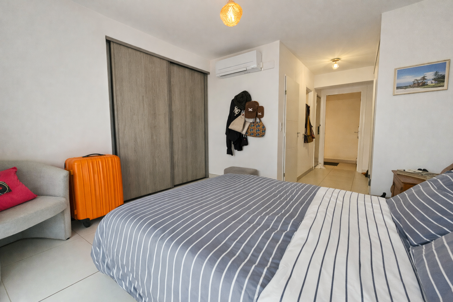 luxury apartment 4 Rooms for sale on VILLENEUVE DE LA RAHO (66180)