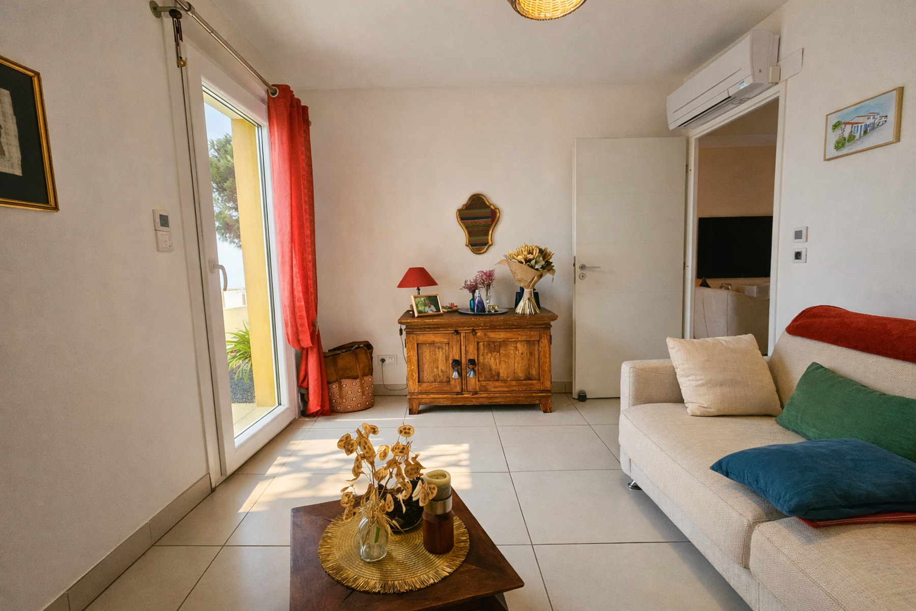 luxury apartment 4 Rooms for sale on VILLENEUVE DE LA RAHO (66180)