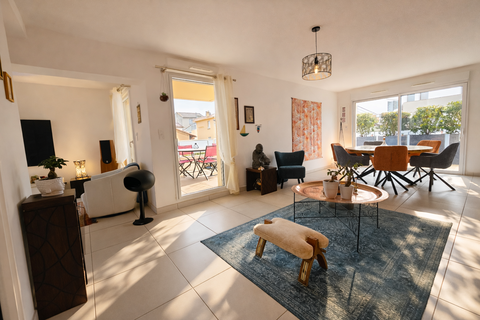 luxury apartment 4 Rooms for sale on VILLENEUVE DE LA RAHO (66180)