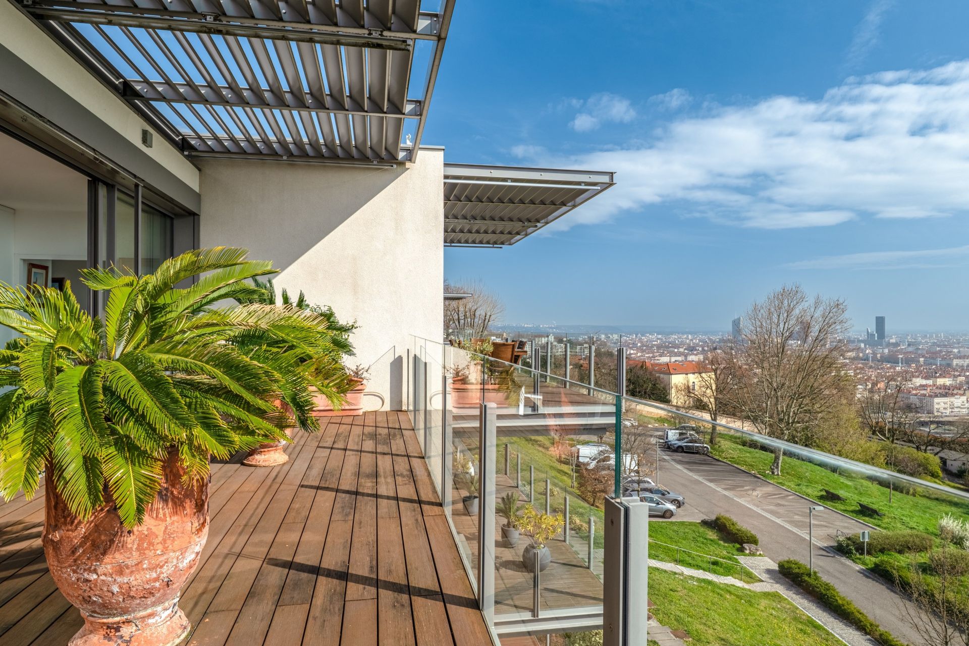 penthouse 5 Rooms for sale on LYON (69005)