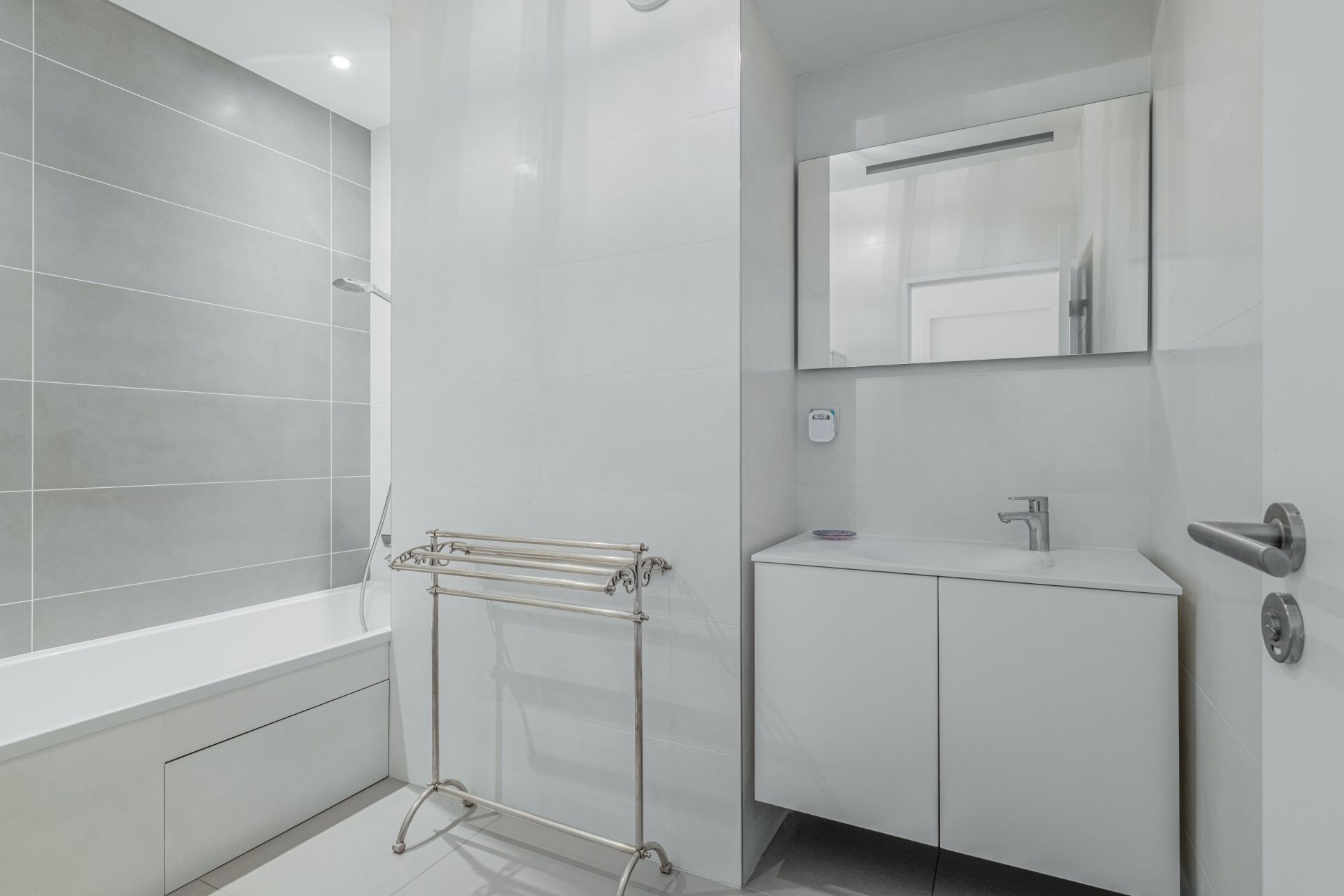 penthouse 5 Rooms for sale on LYON (69005)