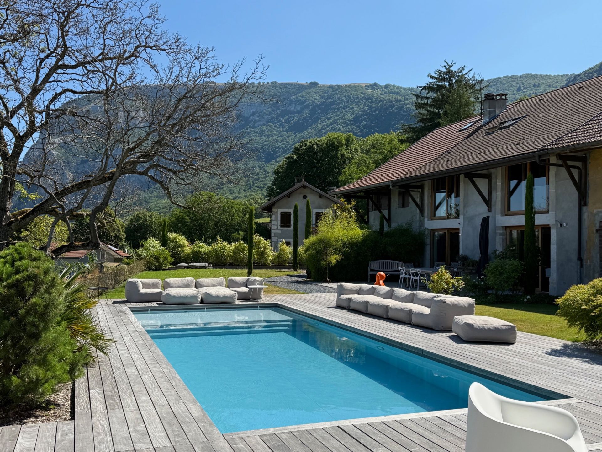 farm complex 21 Rooms for sale on ARCHAMPS (74160)