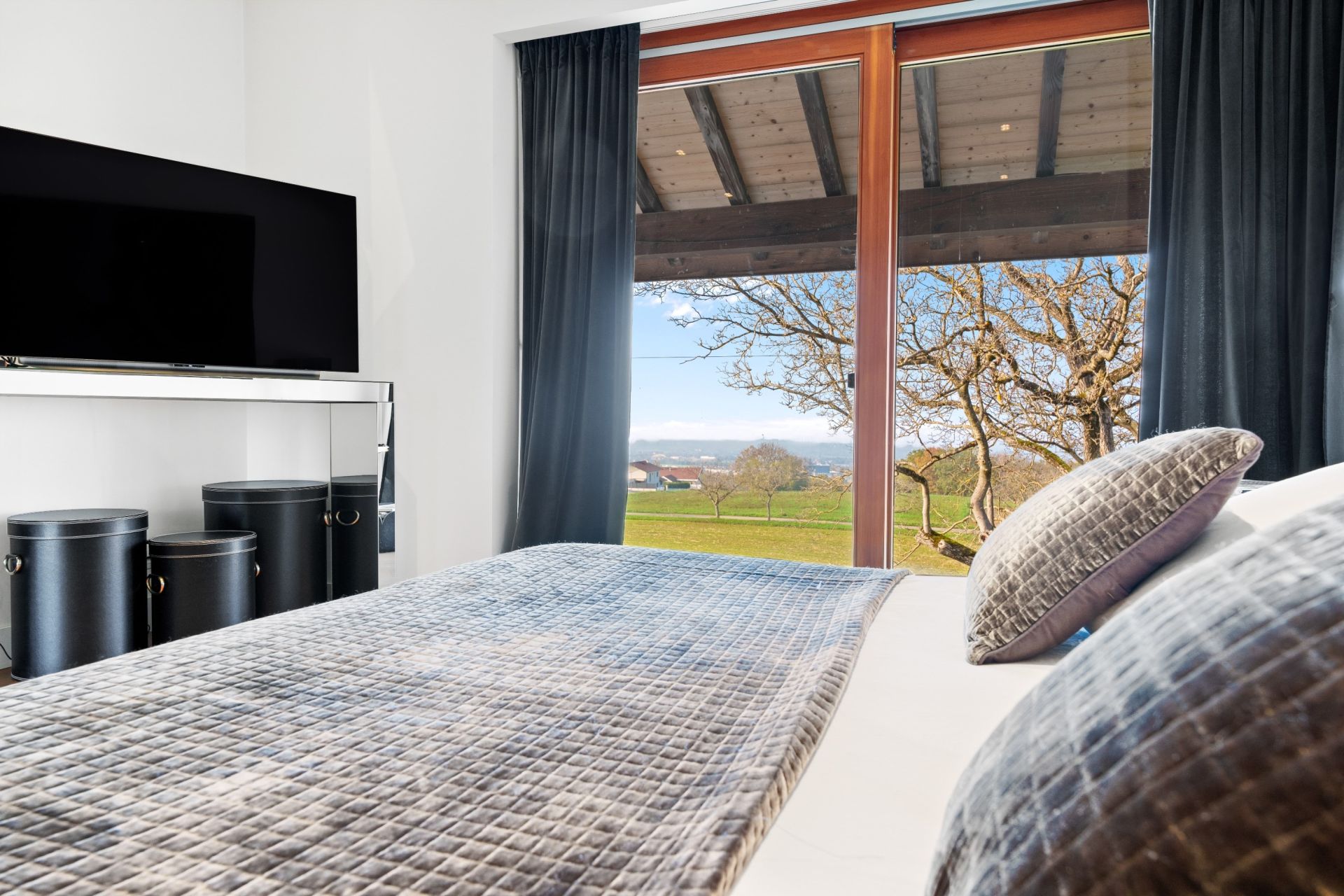 farm complex 21 Rooms for sale on ARCHAMPS (74160)
