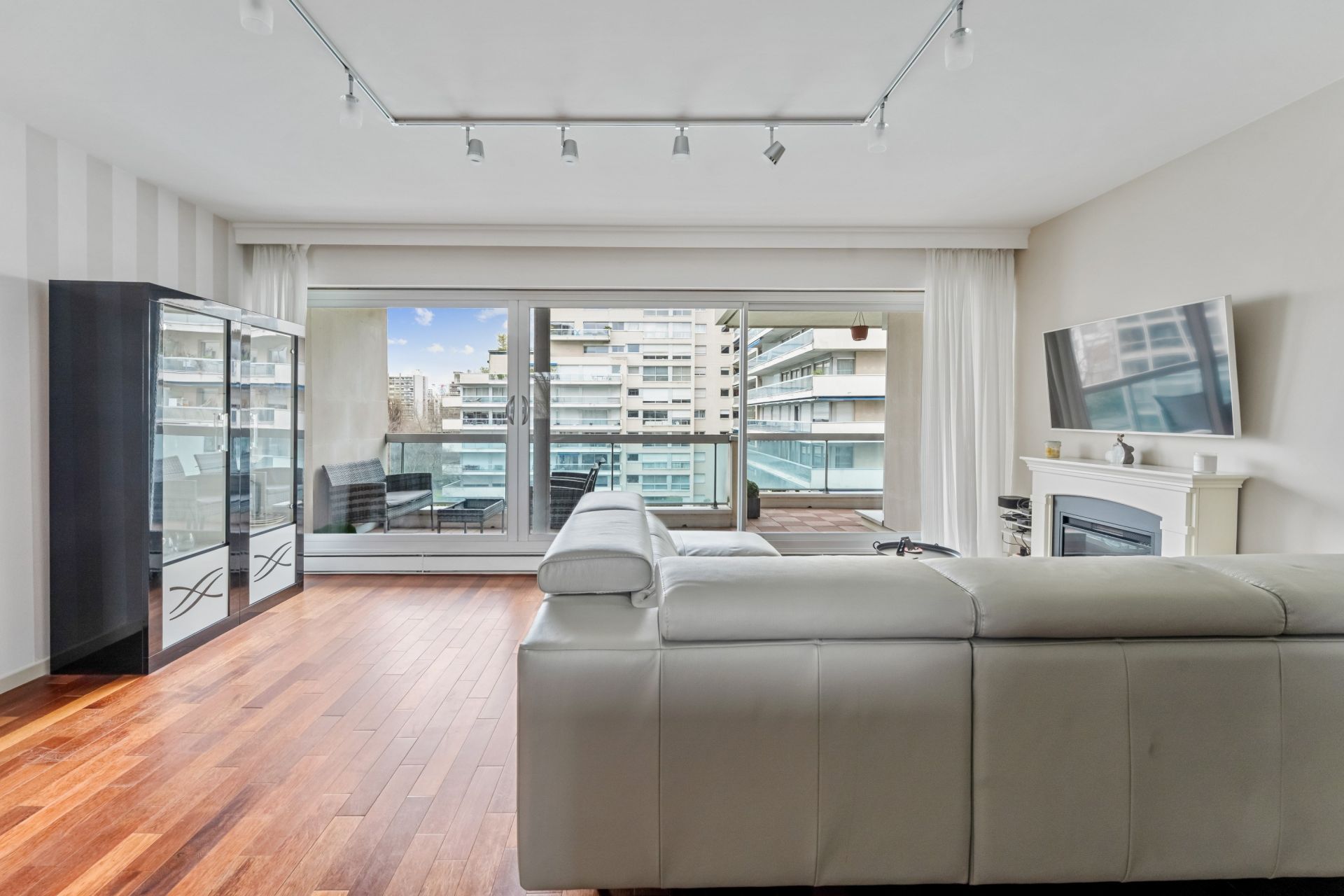 luxury apartment 3 Rooms for sale on NEUILLY SUR SEINE (92200)