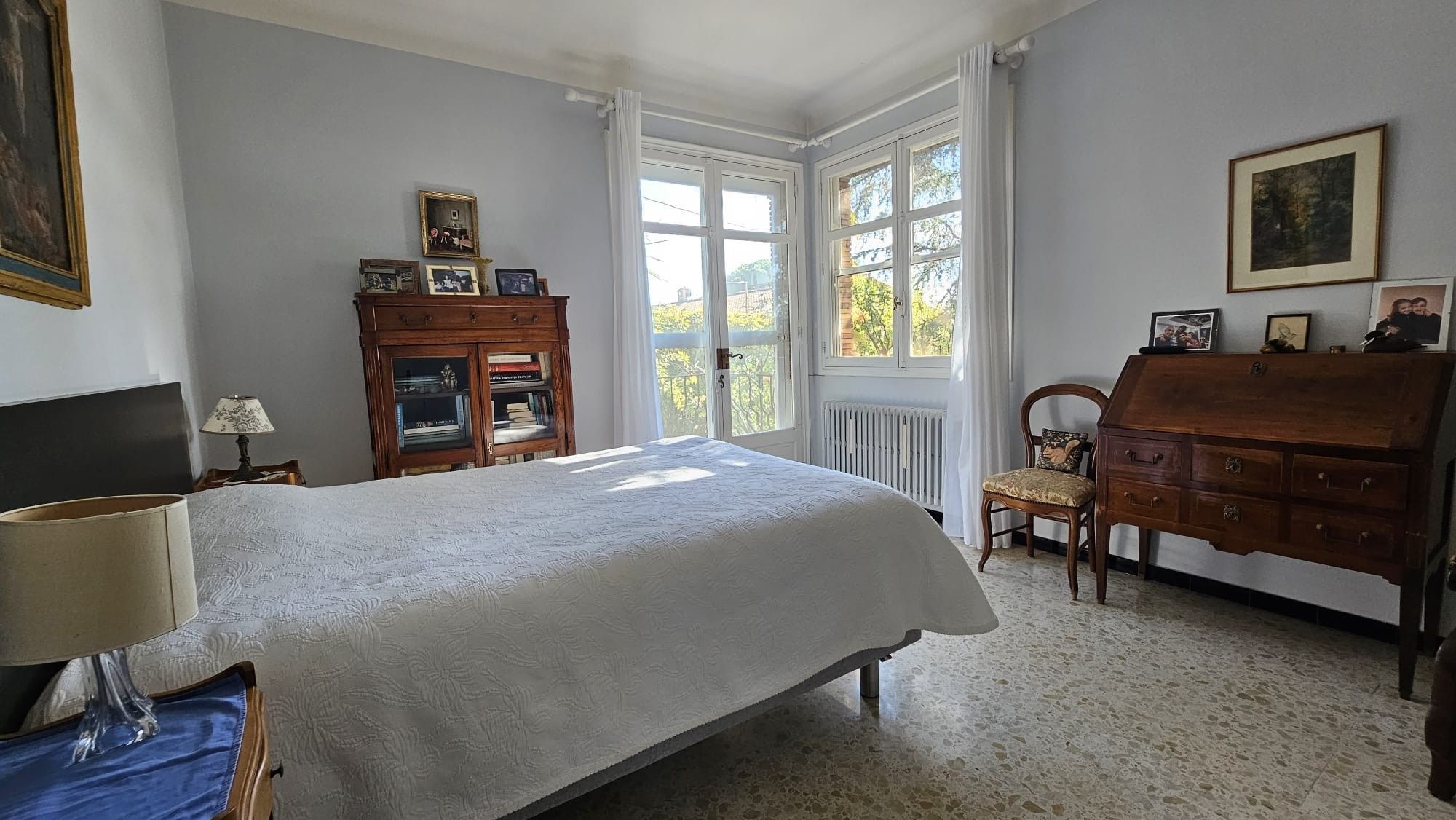 luxury villa 4 Rooms for sale on CANNES (06400)