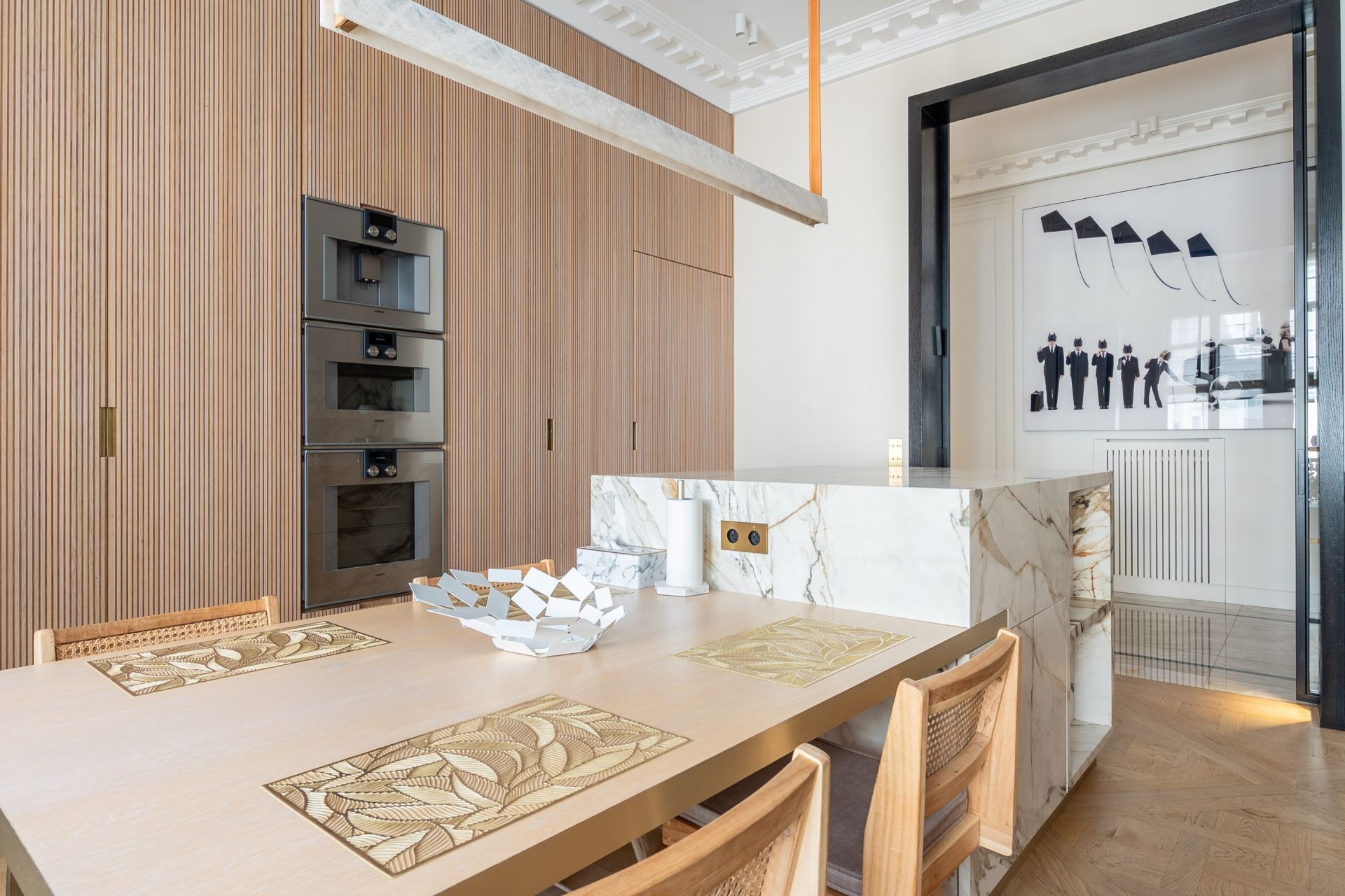 luxury apartment 7 Rooms for sale on PARIS (75016)