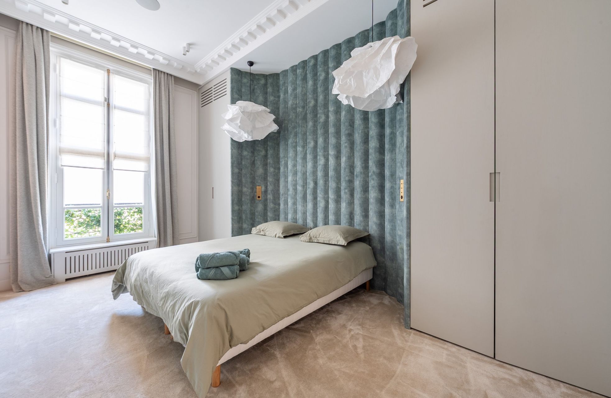 luxury apartment 7 Rooms for sale on PARIS (75016)