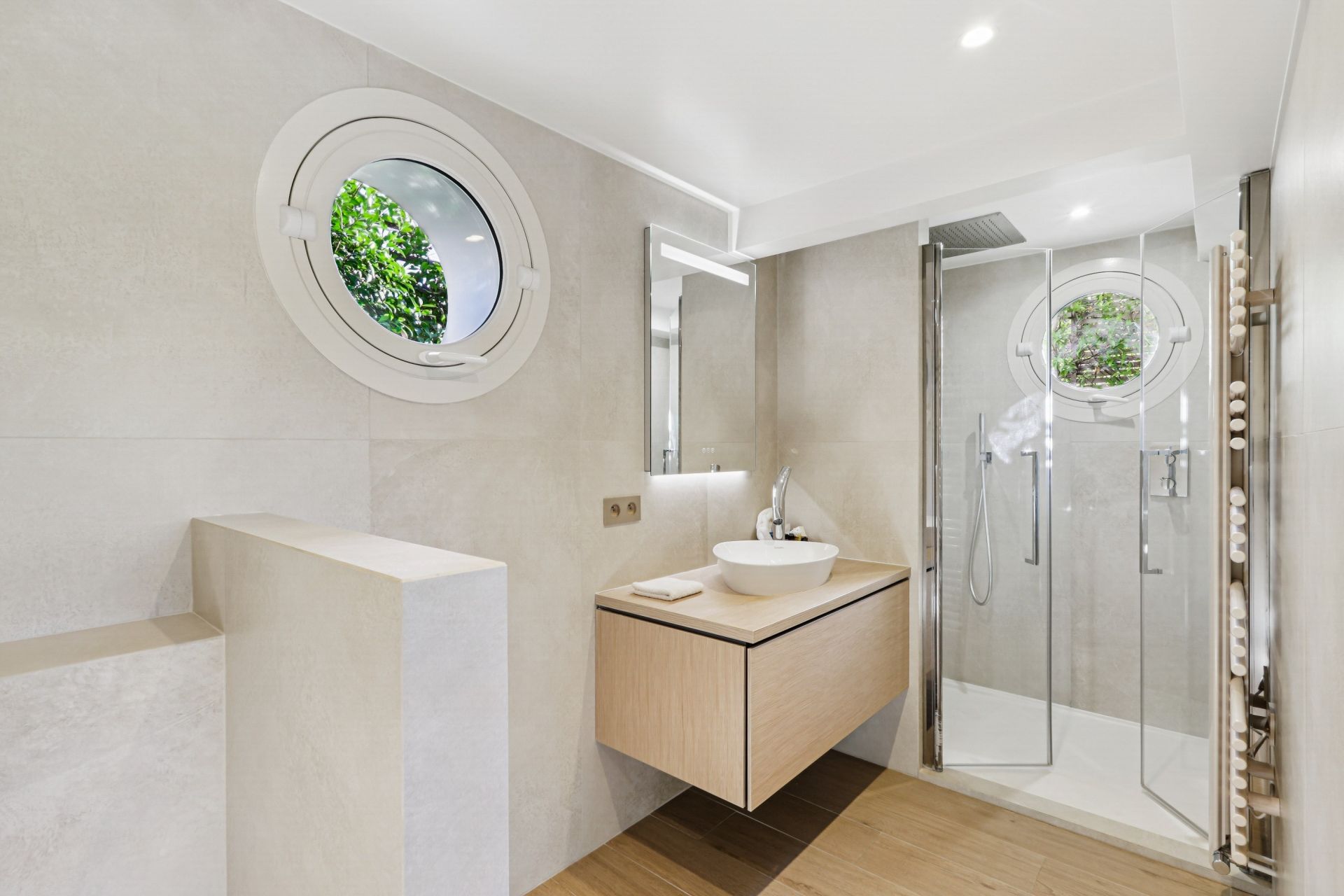 maison de luxe 11 Pièces en vente sur PARIS (75020)