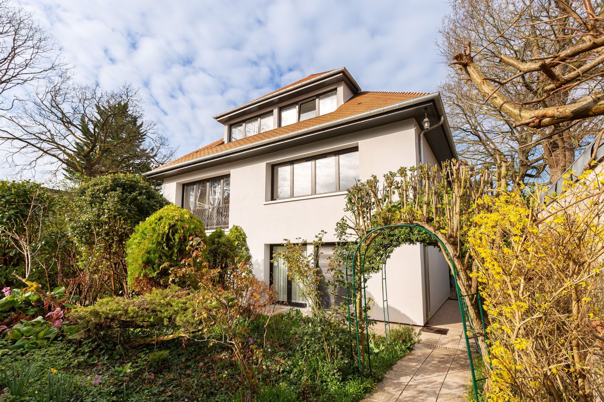 maison de luxe 10 Pièces en vente sur LA CELLE ST CLOUD (78170)