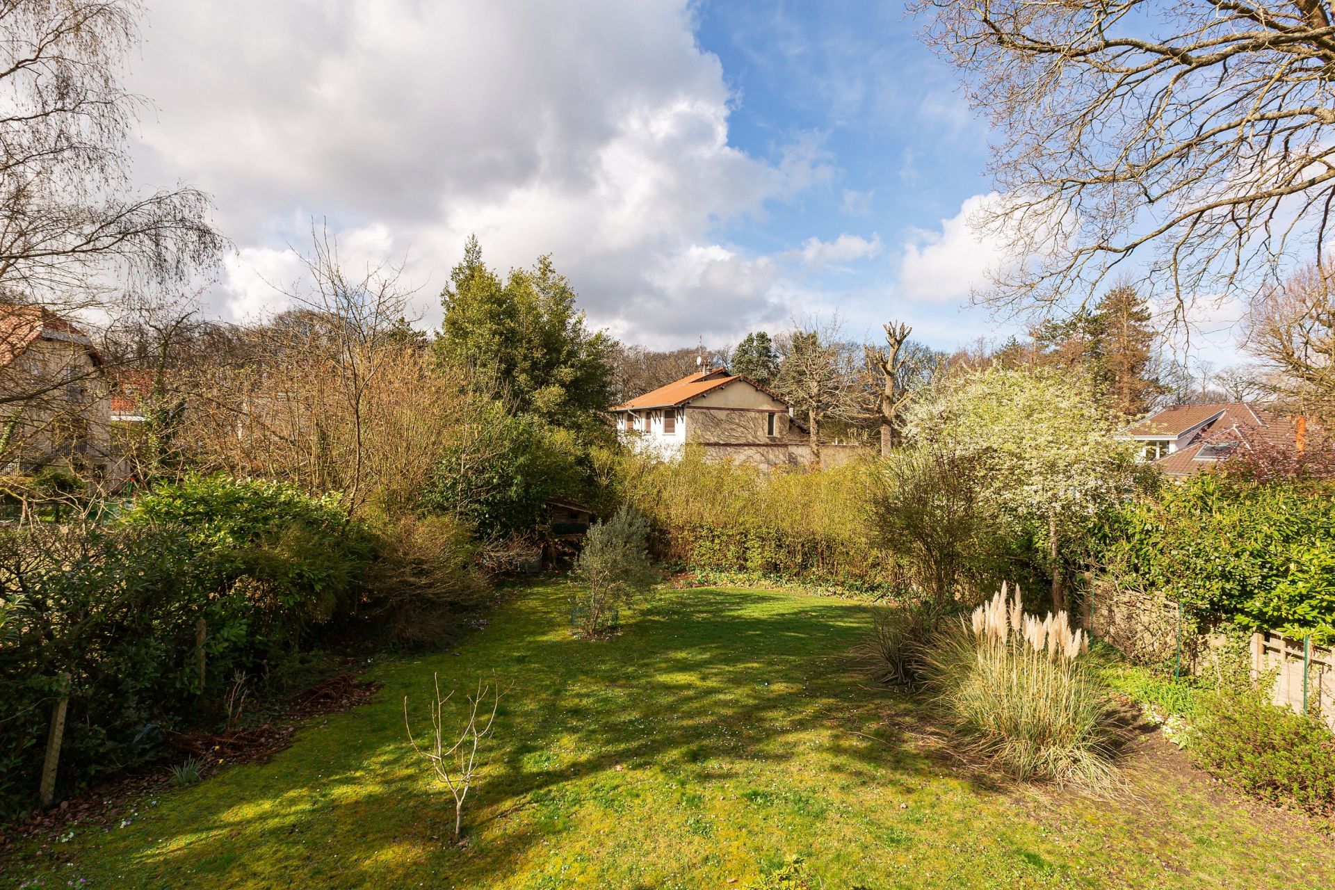 maison de luxe 10 Pièces en vente sur LA CELLE ST CLOUD (78170)