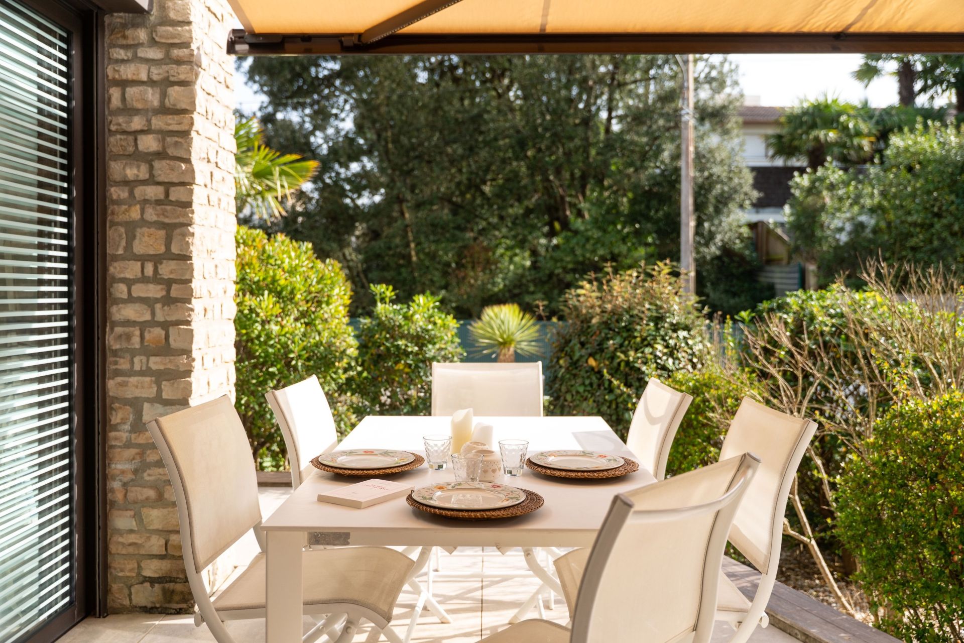 luxury apartment 4 Rooms for sale on ROYAN (17200)