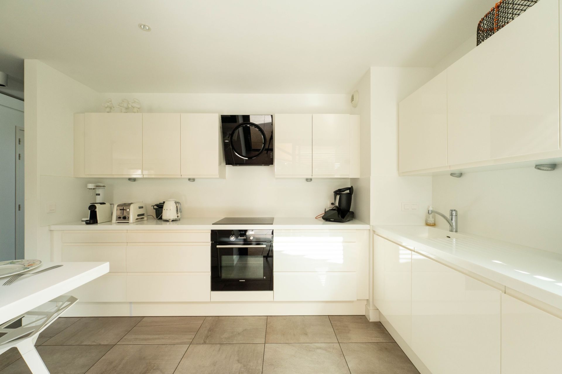 luxury apartment 4 Rooms for sale on ROYAN (17200)