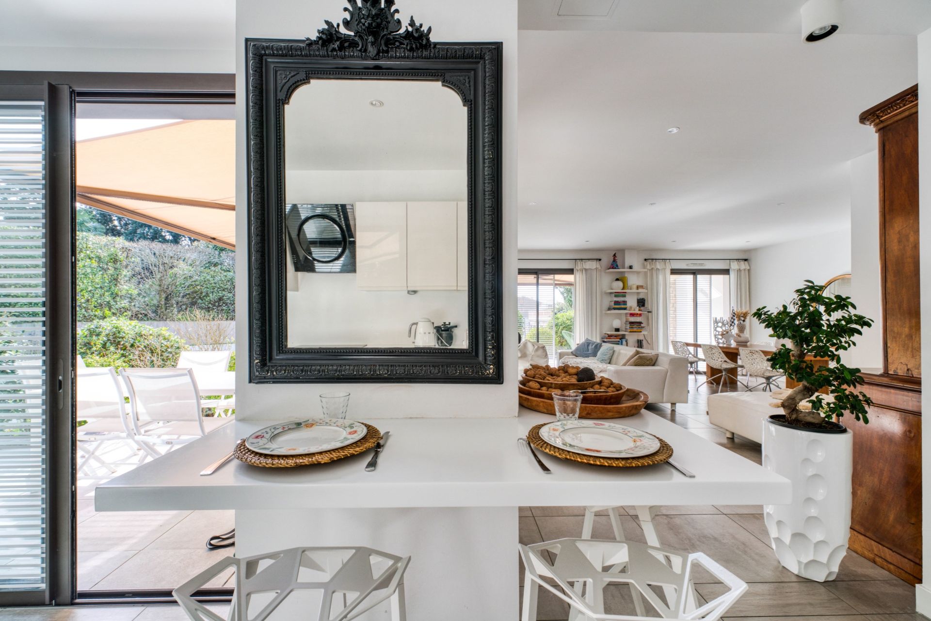 luxury apartment 4 Rooms for sale on ROYAN (17200)