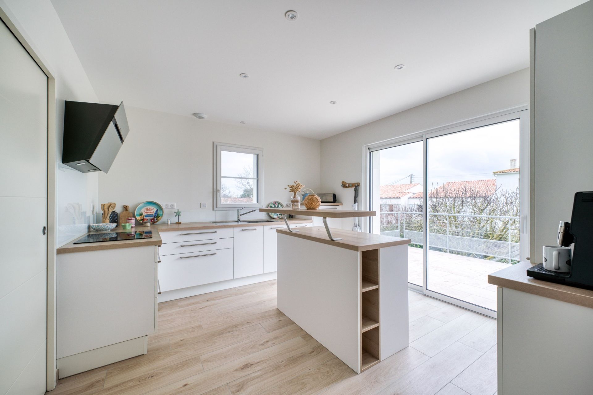 luxury house 5 Rooms for sale on LA COTINIERE (17310)