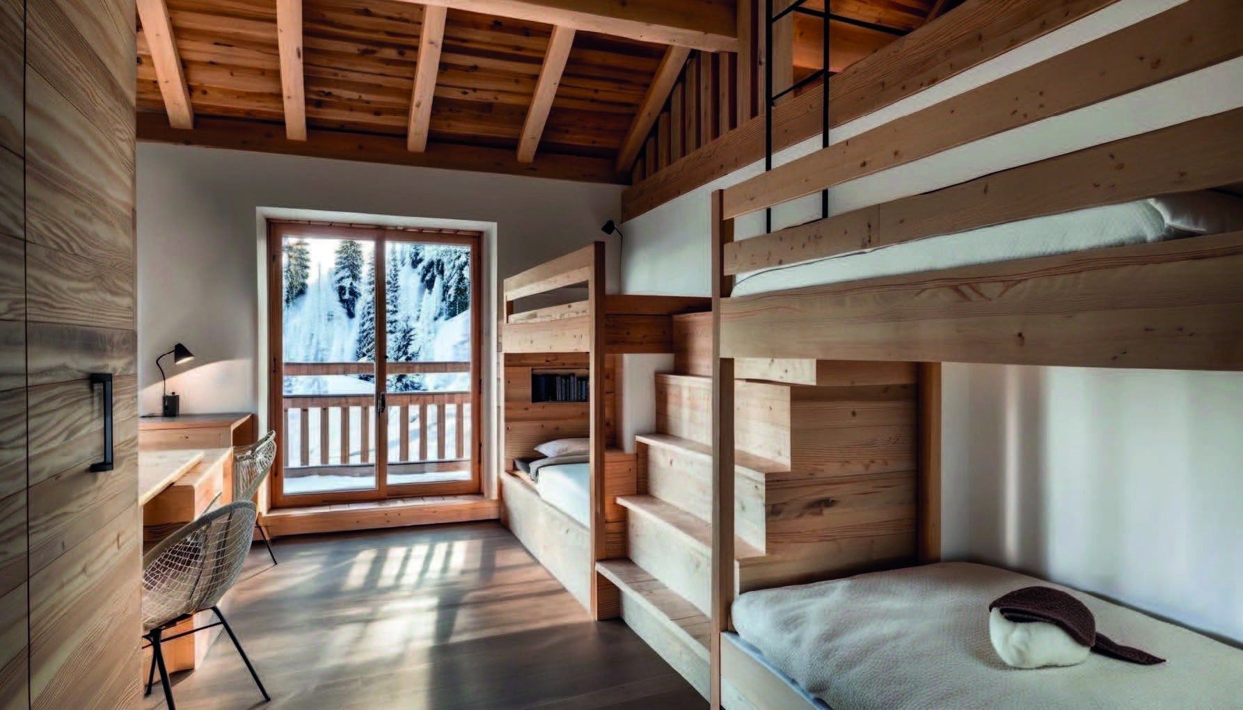 chalet de luxe 11 Pièces en vente sur LE MONETIER LES BAINS (05220)