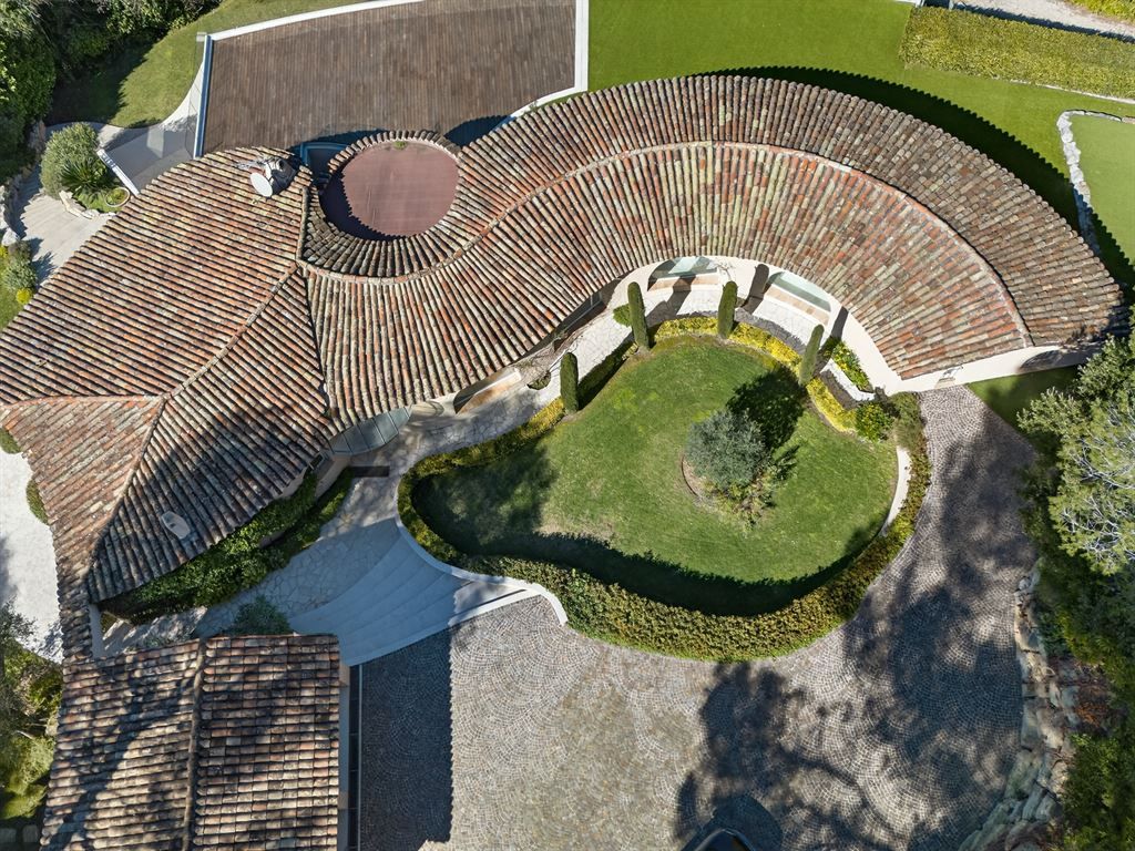 bastide 13 Pièces en vente sur MOUANS SARTOUX (06370)