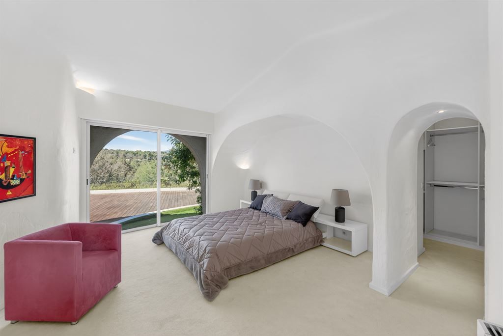 bastide 13 Pièces en vente sur MOUANS SARTOUX (06370)