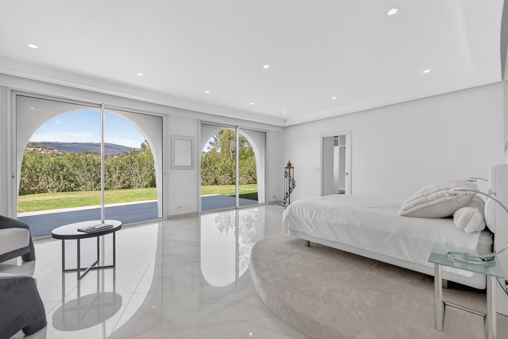 bastide 13 Pièces en vente sur MOUANS SARTOUX (06370)