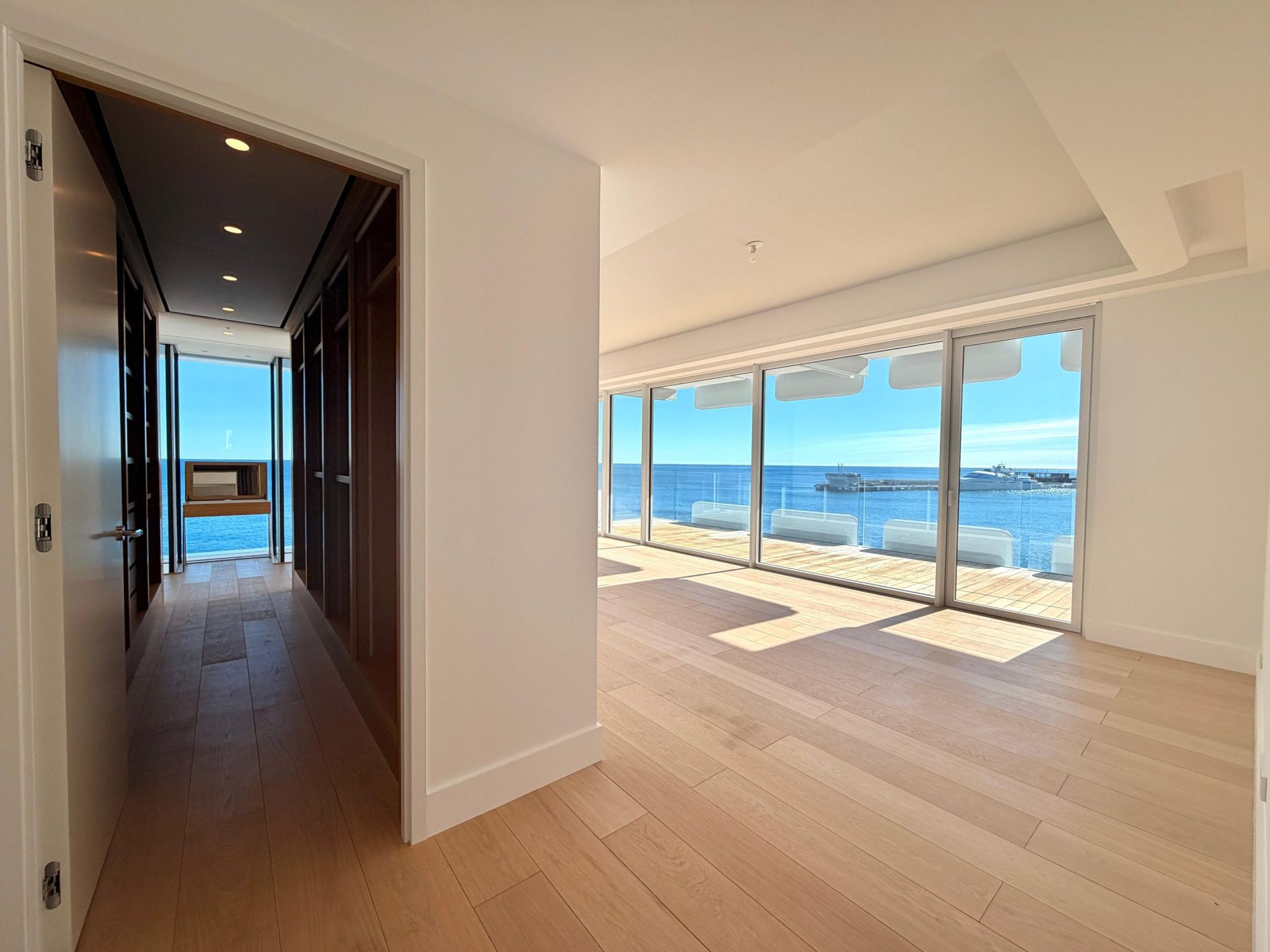 luxury apartment 4 Rooms for sale on MONACO (98000)