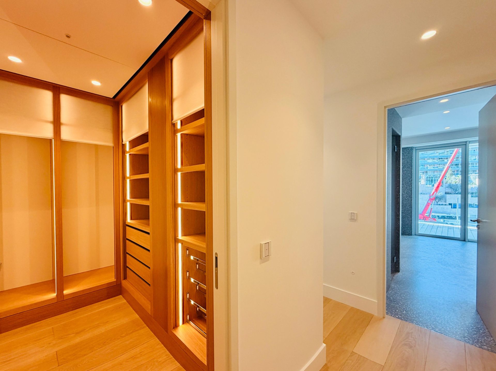 luxury apartment 4 Rooms for sale on MONACO (98000)