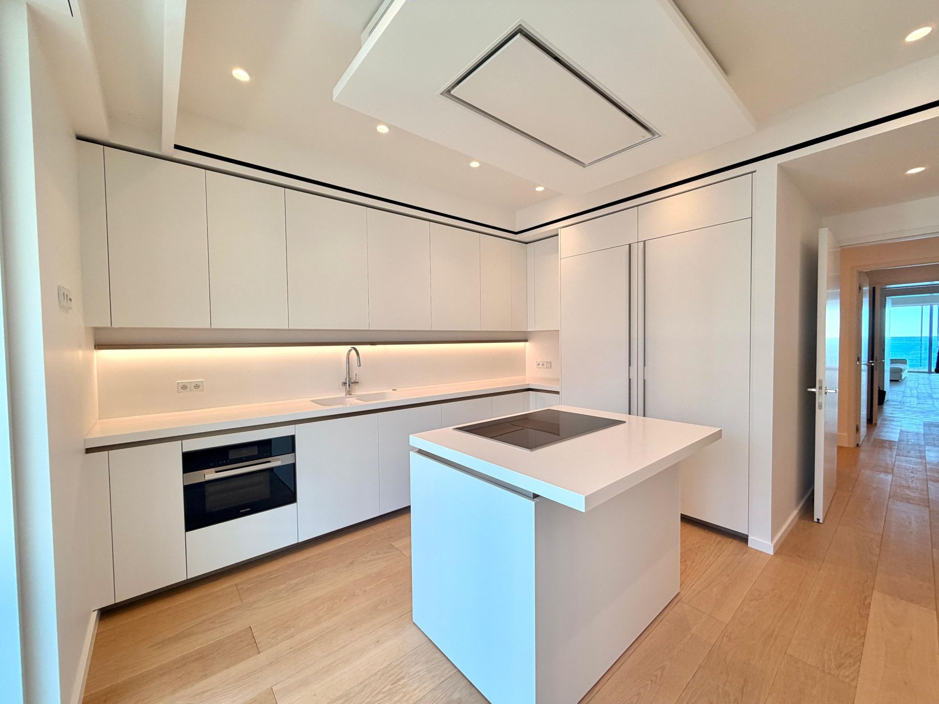 luxury apartment 4 Rooms for sale on MONACO (98000)