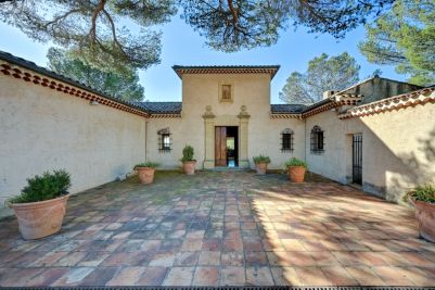 Vente Maison de luxe Aix-en-Provence 12&nbsp;Pièces 754&nbsp;m²