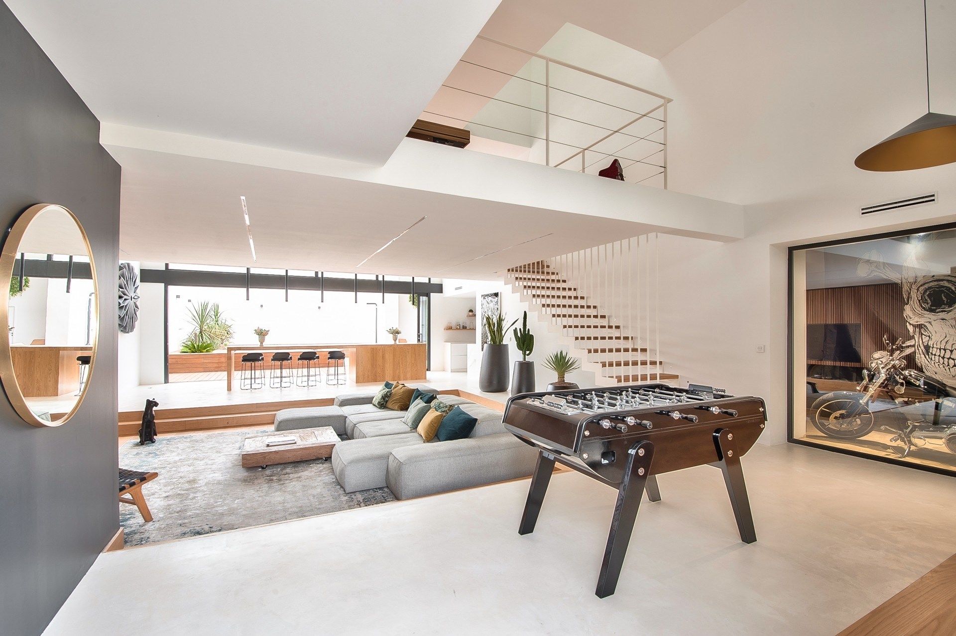 luxury house 6 Rooms for sale on AIX EN PROVENCE (13100)
