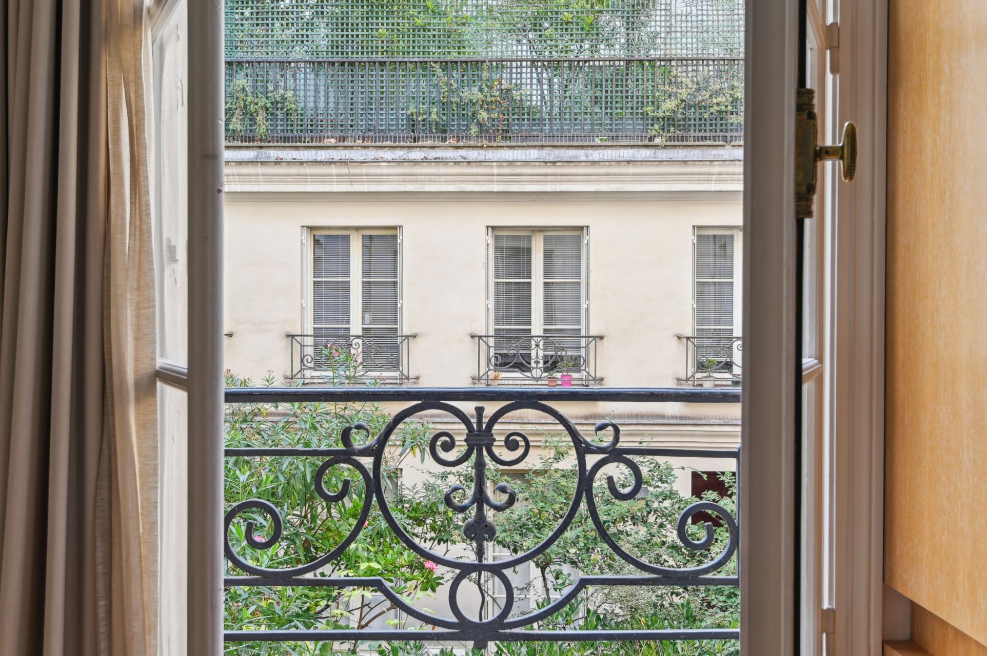 appartement de luxe 1 pièce en location sur PARIS (75006)