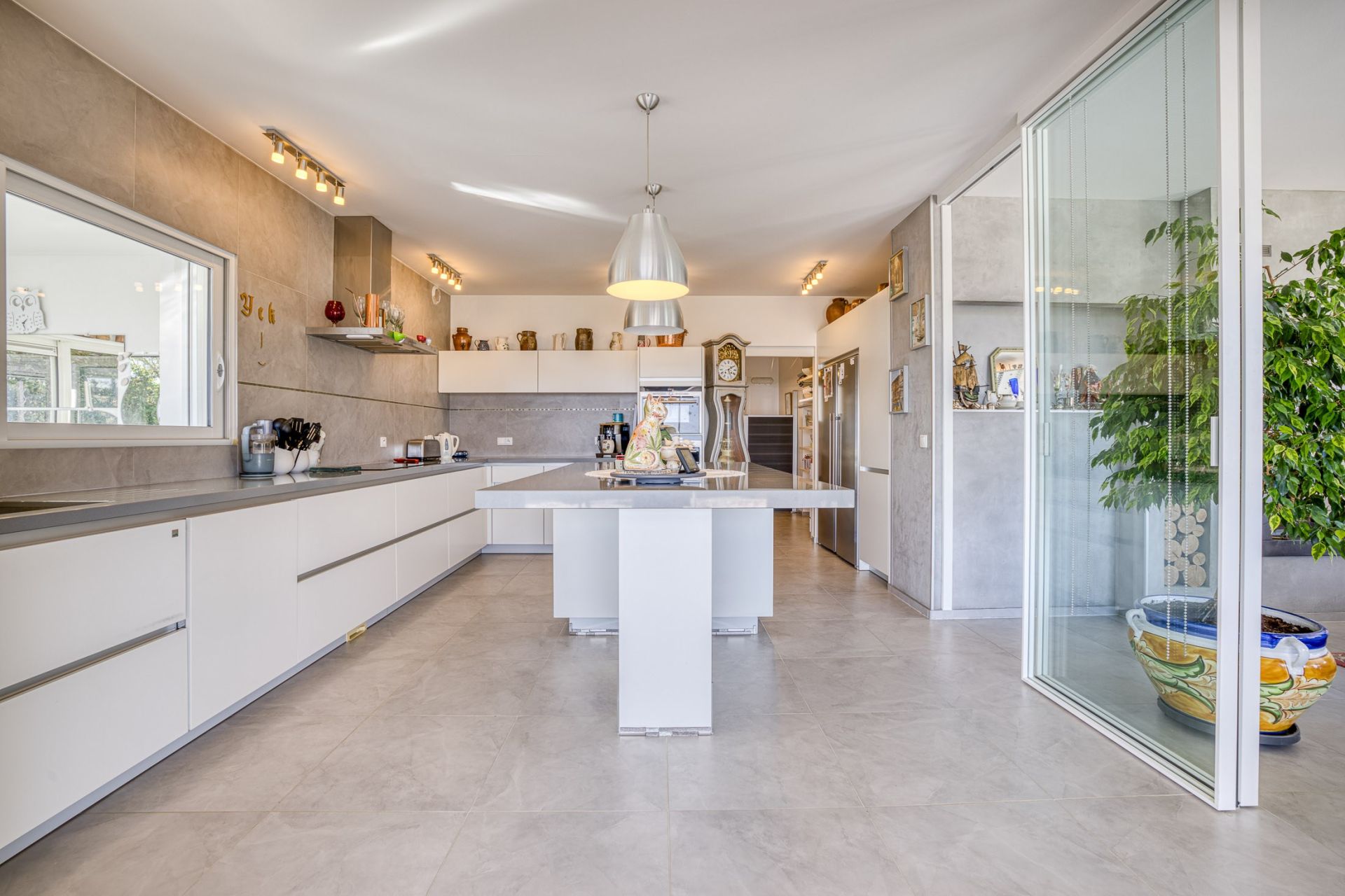 luxury house 7 Rooms for sale on PRINGY (74370)