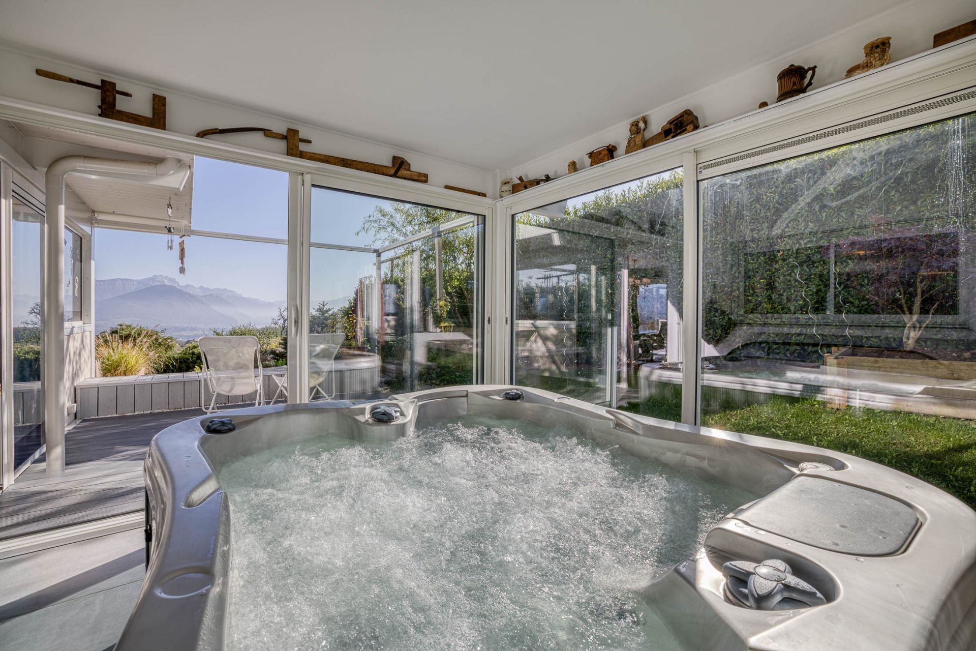 luxury house 7 Rooms for sale on PRINGY (74370)