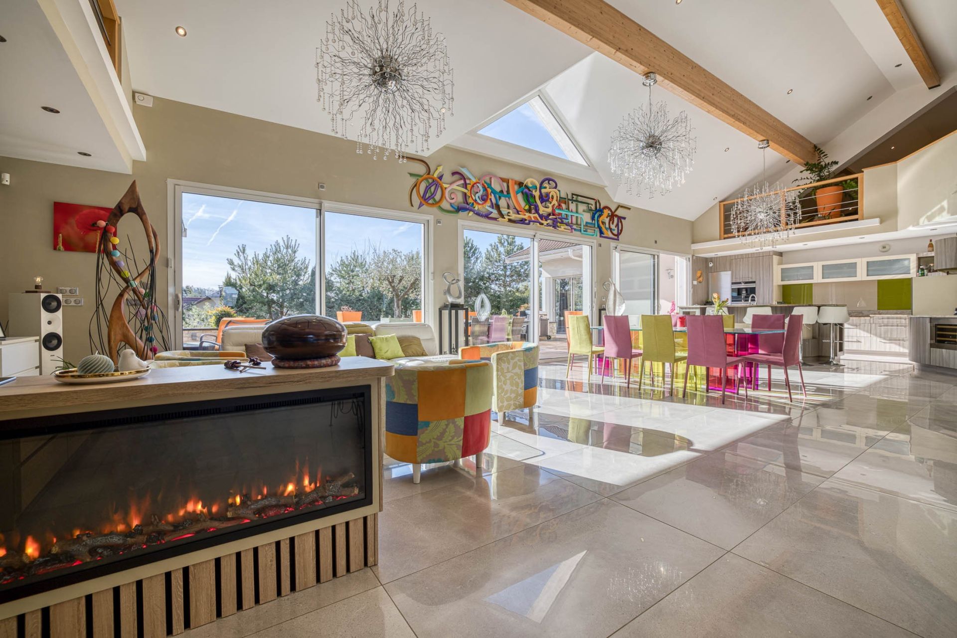 luxury house 18 Rooms for sale on CHAPEIRY (74540)