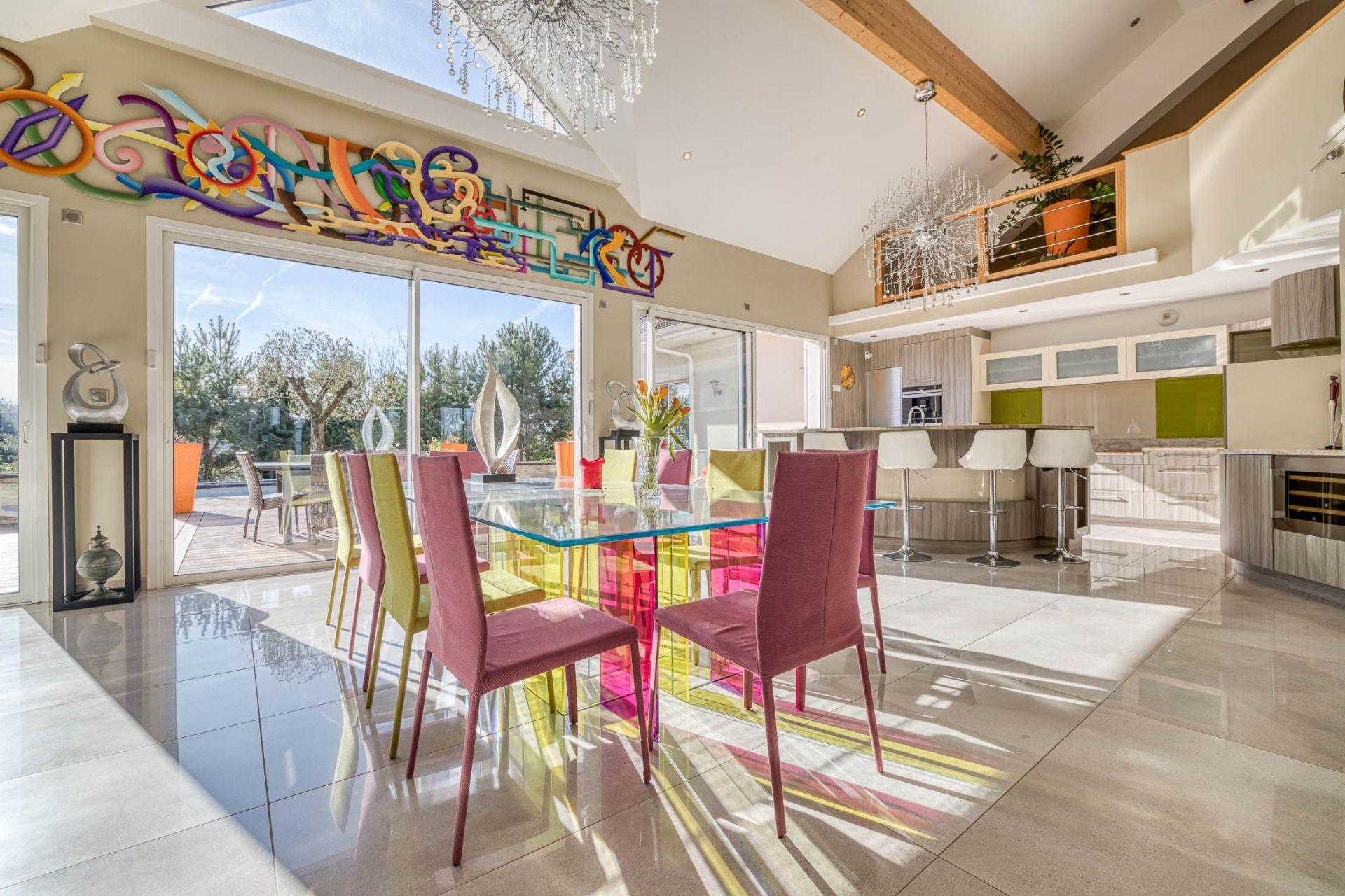 luxury house 18 Rooms for sale on CHAPEIRY (74540)
