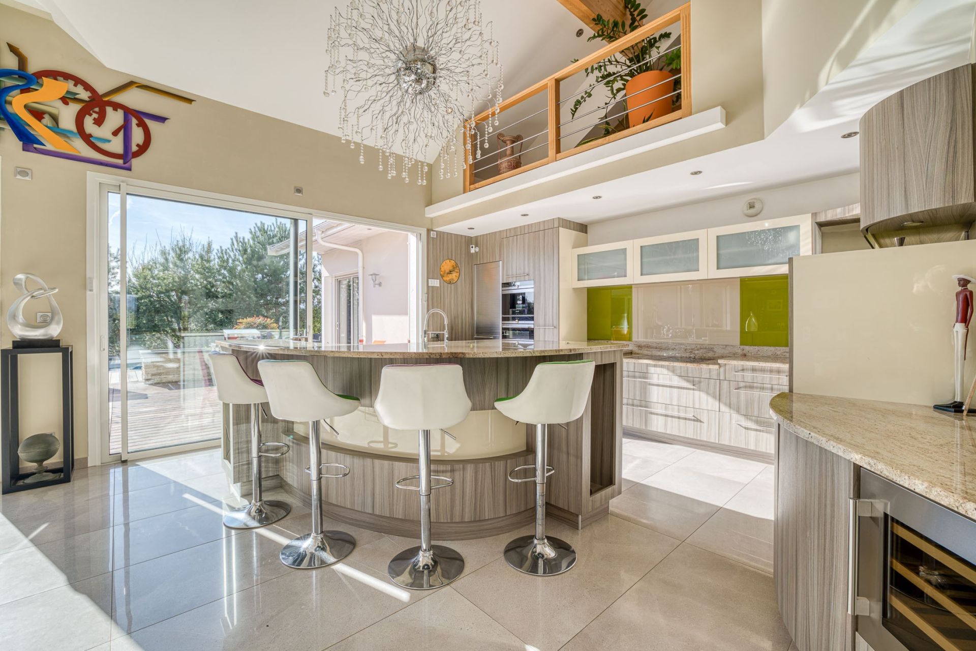 luxury house 18 Rooms for sale on CHAPEIRY (74540)