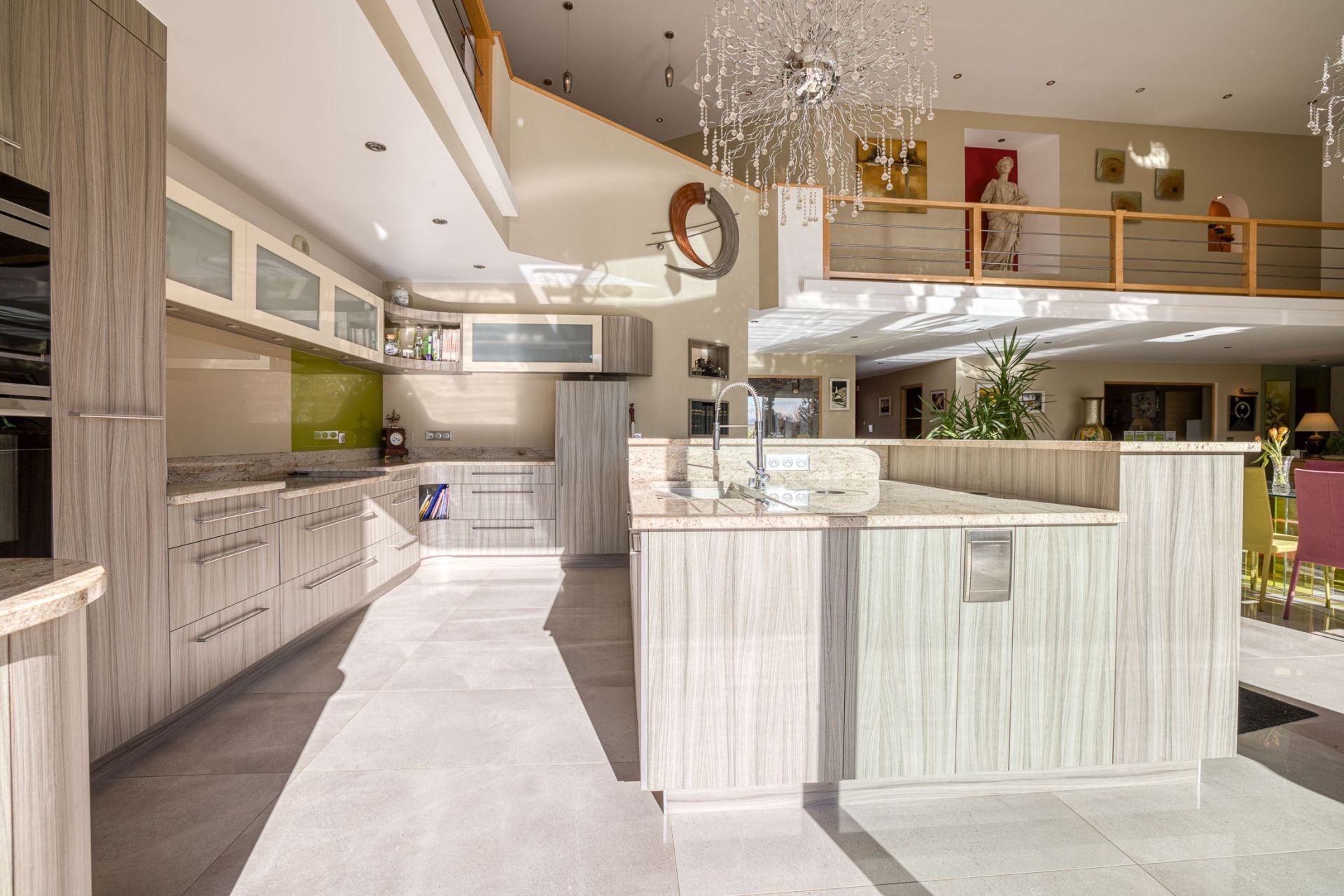 luxury house 18 Rooms for sale on CHAPEIRY (74540)