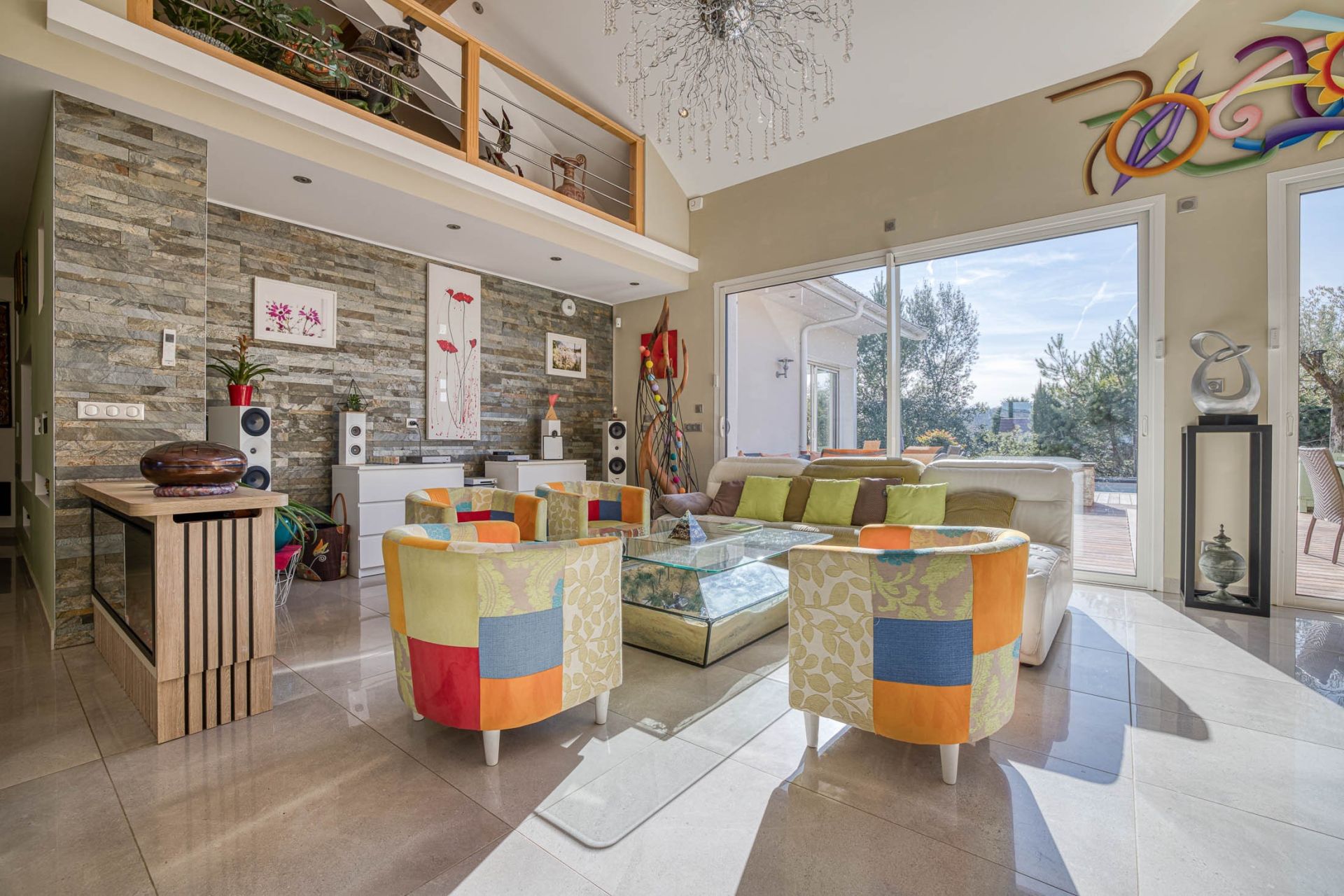 luxury house 18 Rooms for sale on CHAPEIRY (74540)
