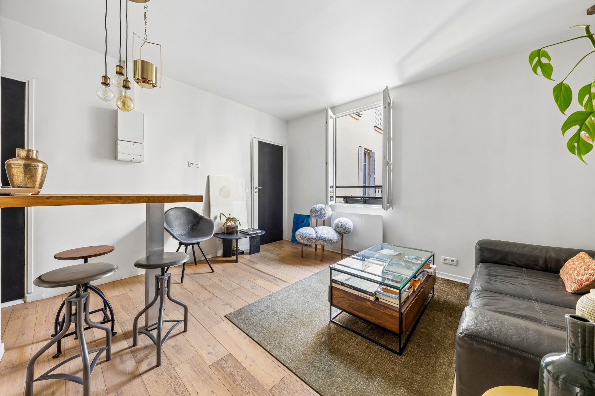 luxury apartment 2 Rooms for sale on PARIS (75003)